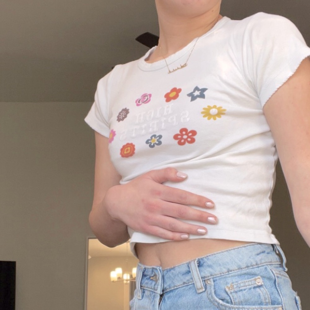 Cute y2k urban outfitters floral “high spirits” baby tee